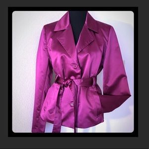 🧥Calvin Klein belted Satin Blazer in Berry